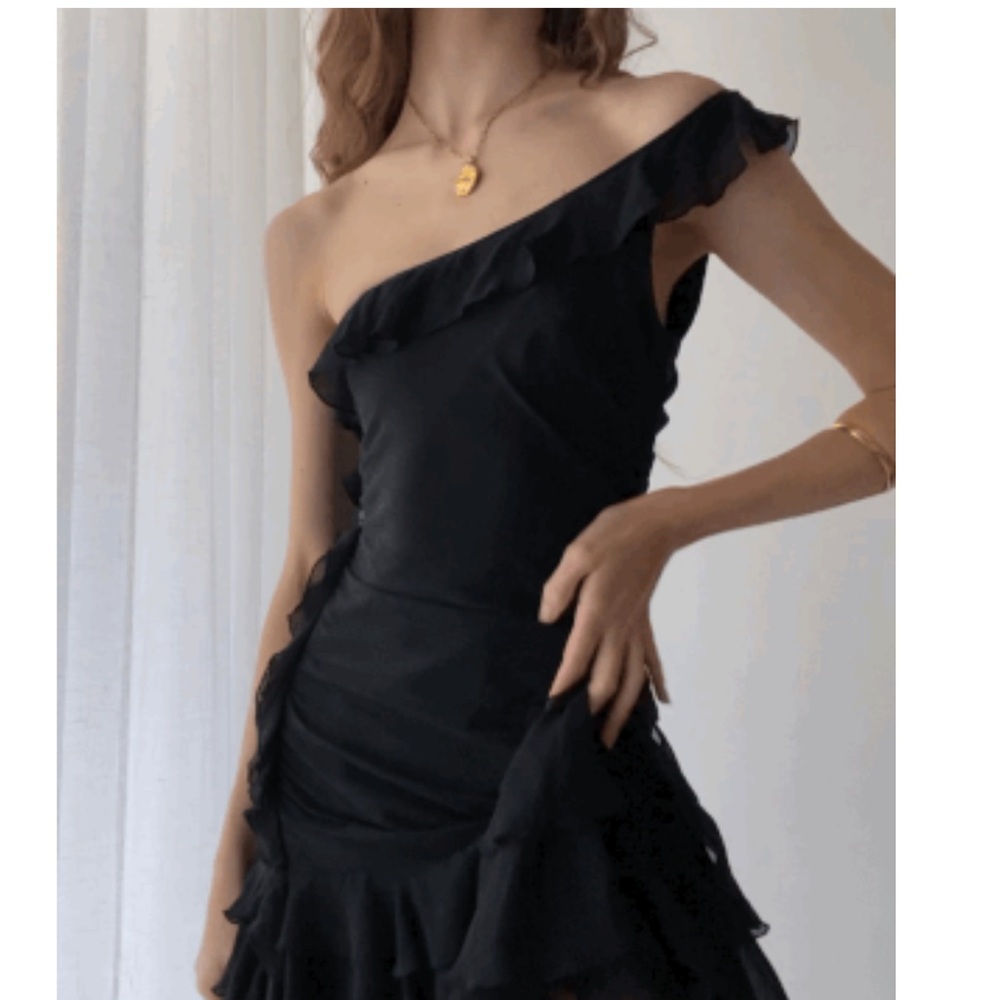 Express Black Asymmetrical Ruched One-Shoulder Dress